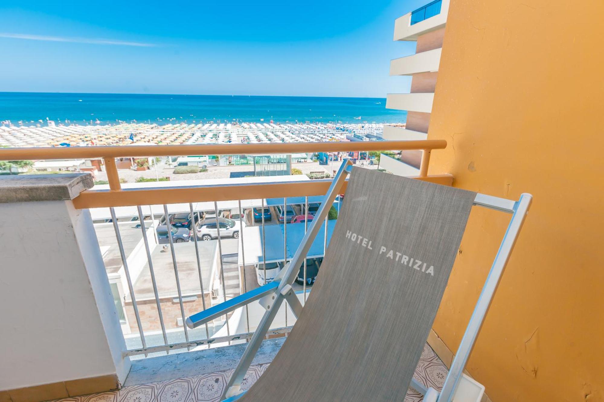 Hotel Patrizia Riccione Exterior photo