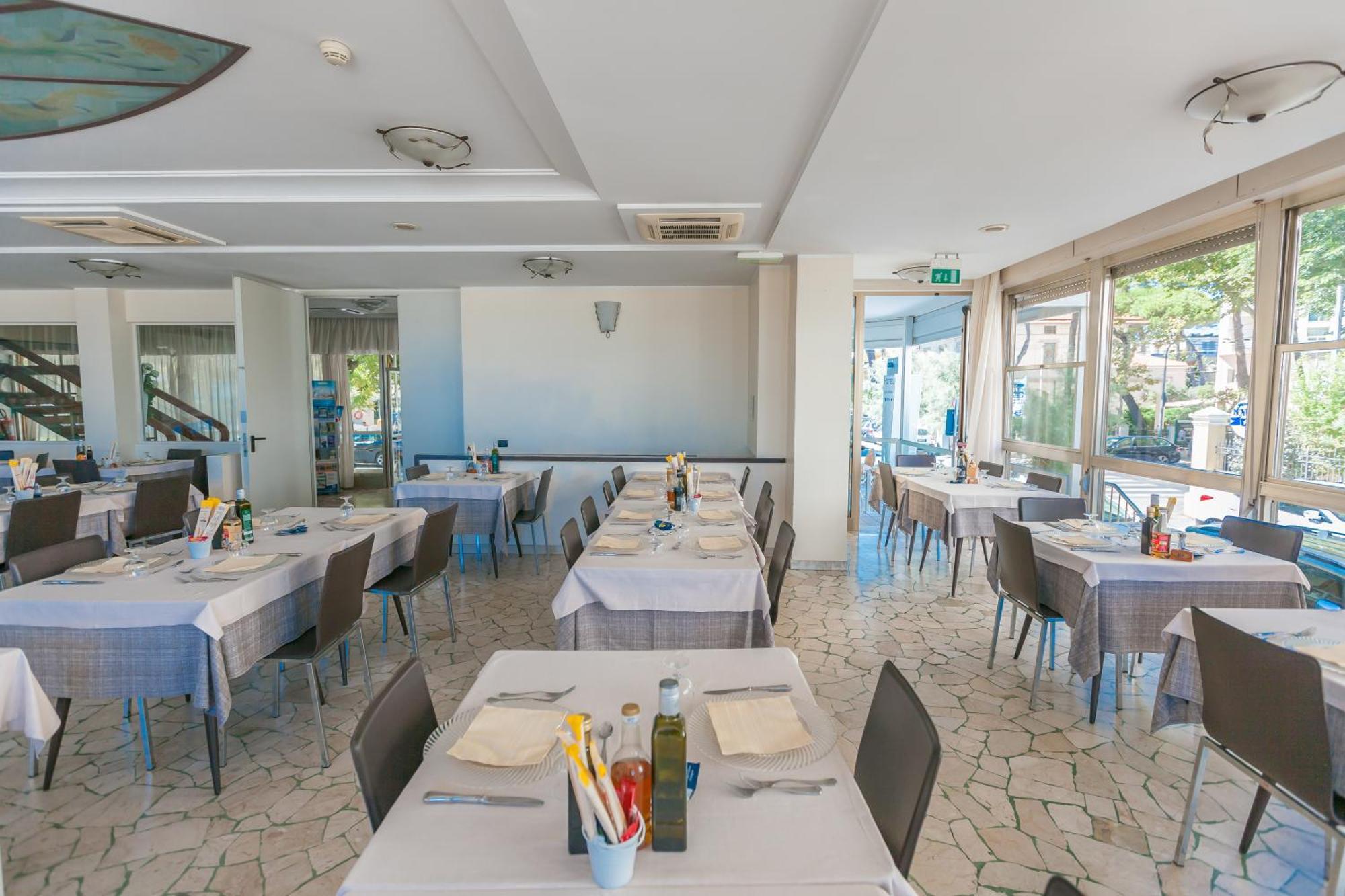 Hotel Patrizia Riccione Exterior photo